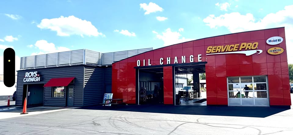 Roy's Car Wash & Lube storefront in Alliance, Ohio